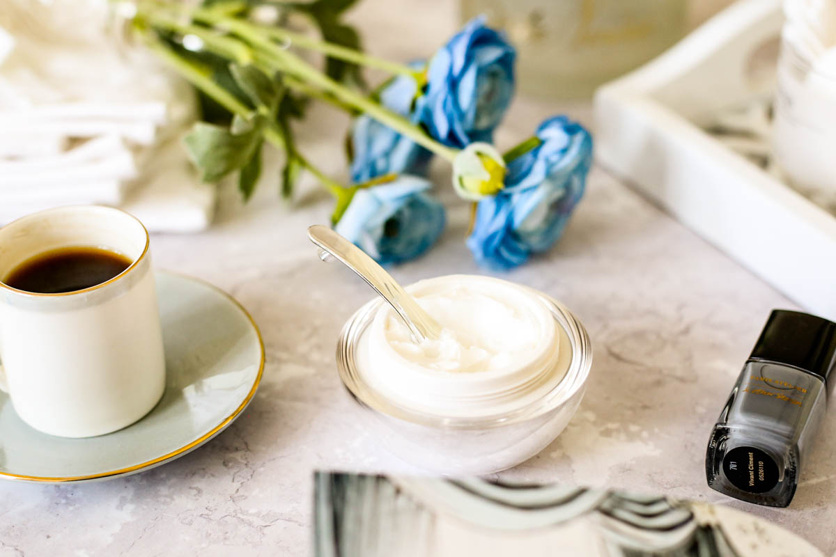 The Buzz About the Bee Peel By Heaven Skincare | Heaven Skincare Bee Peel styled with teacup, white tray and flowers_