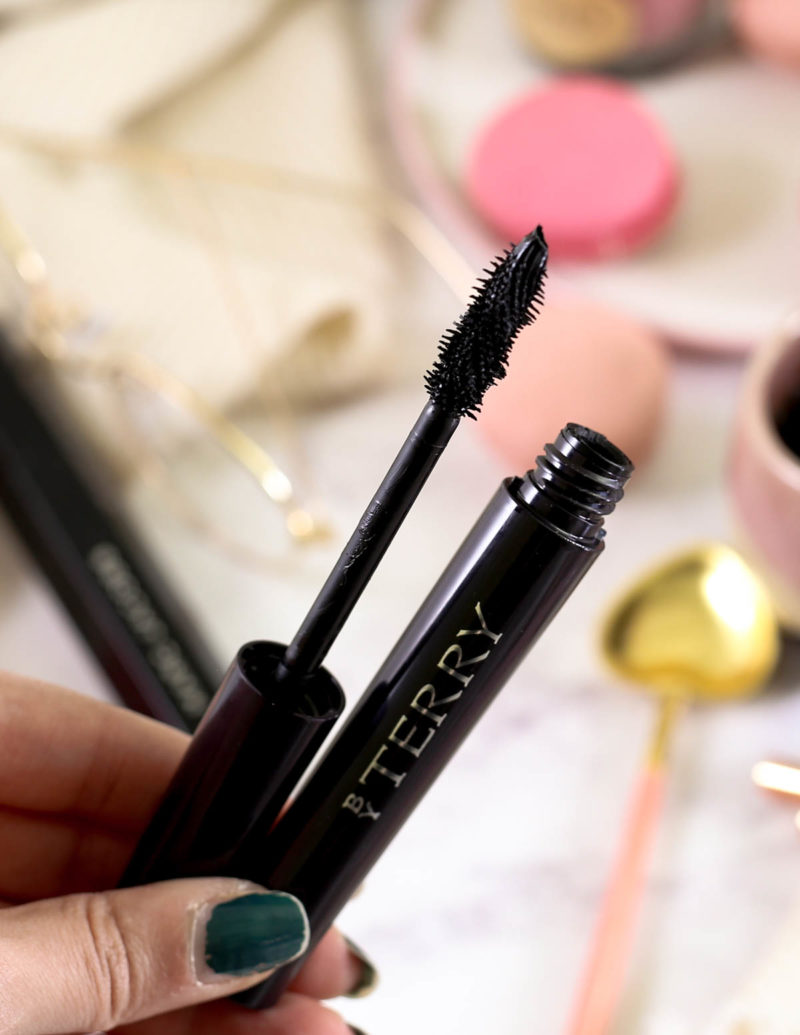 The Mascara Edit | High End Mascaras Worth Trying for Fuller Lashes | Brush on By Terry Lash Expert Twist Brush step2_