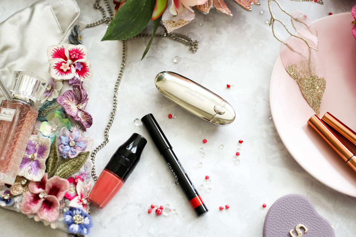 Makeup Bag for Essentials for Day to Night Beauty | feat Lancome Matte Shaker, Guerlain Rouge G de Guerlain & Chanel Le Rouge Lip Crayon