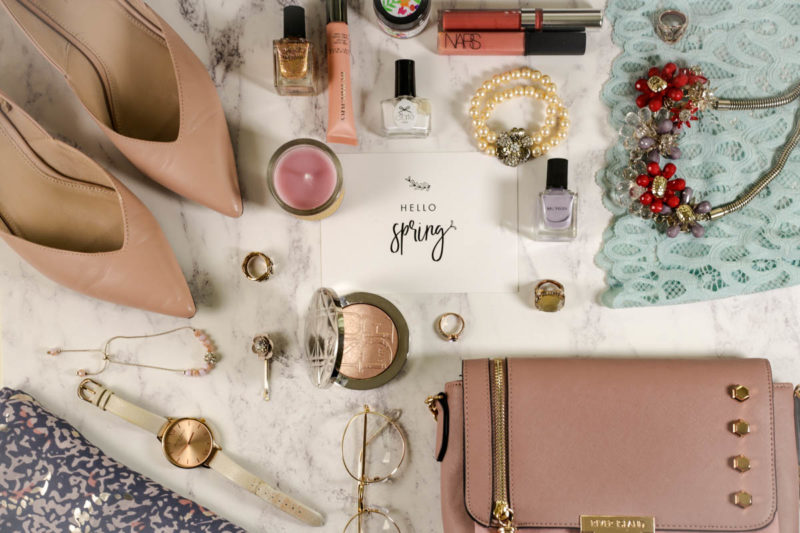 My Fave Flatlay styles | Hello spring neatly laid flatlay